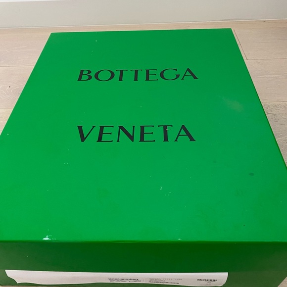 Bottega Veneta Tire Boots - Picture 8 of 8